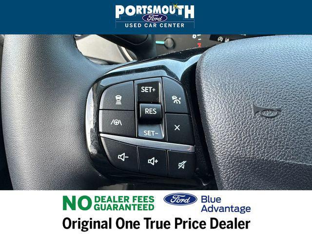 Photo of 2022 Stone Blue Metallic Ford Escape