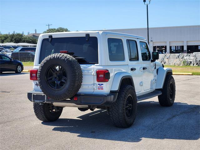 Photo of 2018 Bright White Clearcoat Jeep Wrangler Unlimited