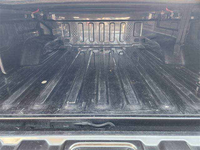 Photo of 2023 Granite Crystal Metallic Clearcoat Jeep Gladiator