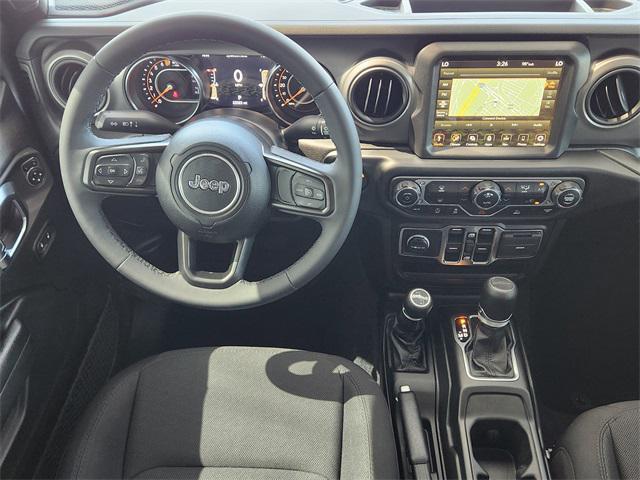Photo of 2023 Granite Crystal Metallic Clearcoat Jeep Gladiator