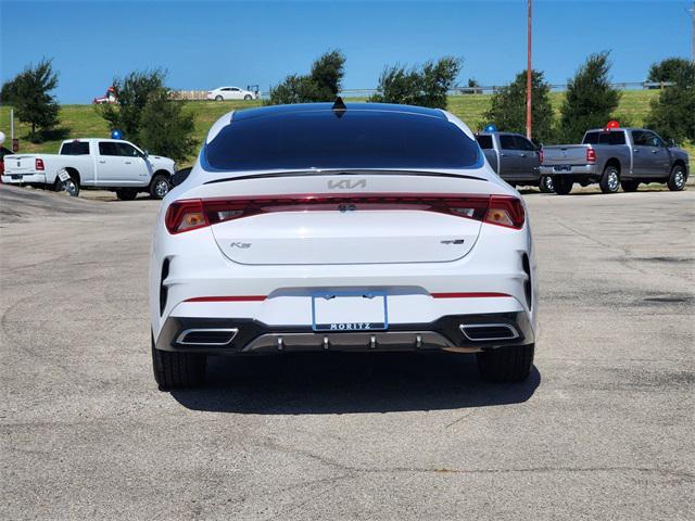 Photo of 2022 Glacial White Pearl Kia K5
