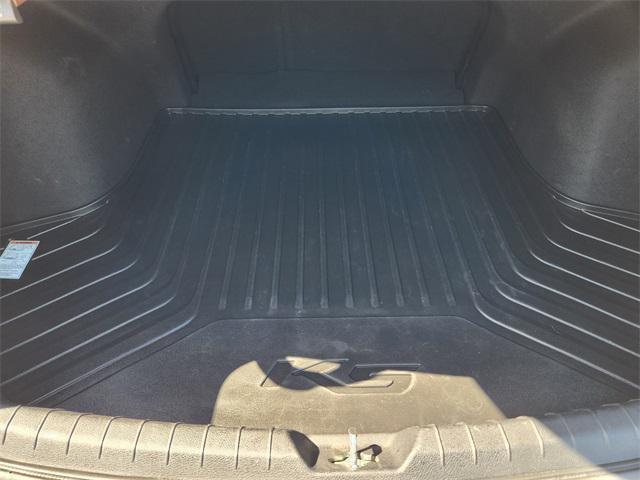 Photo of 2022 Glacial White Pearl Kia K5