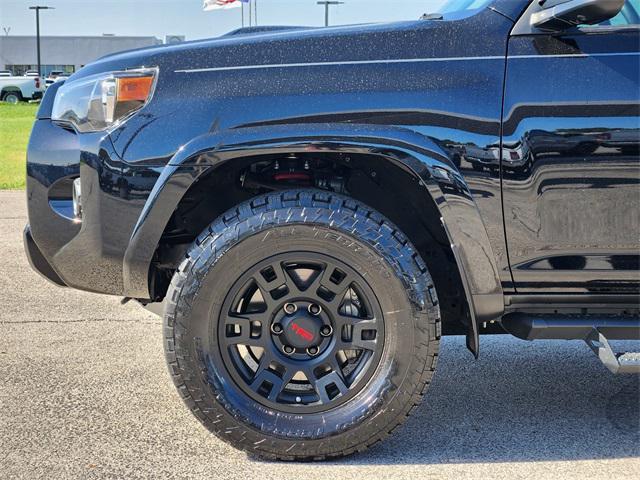 Photo of 2024 Midnight Black Metallic Toyota 4Runner