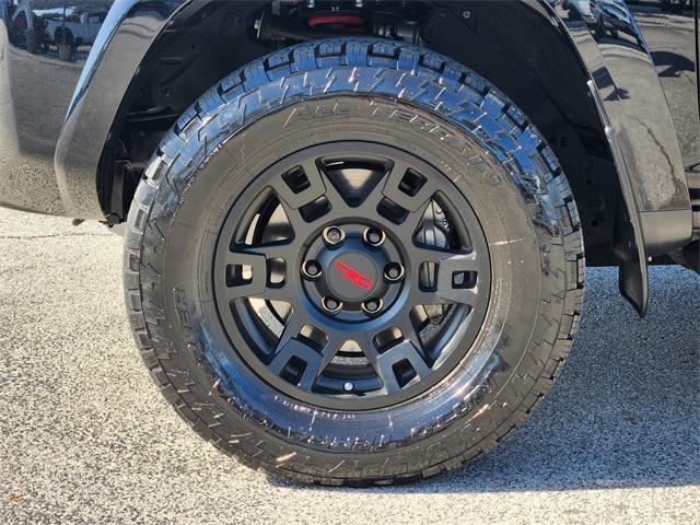 Photo of 2024 Midnight Black Metallic Toyota 4Runner
