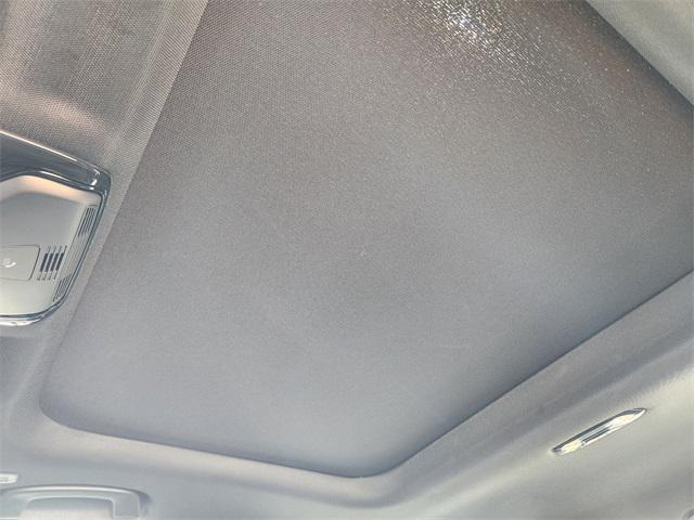 Photo of 2025 White BMW 330