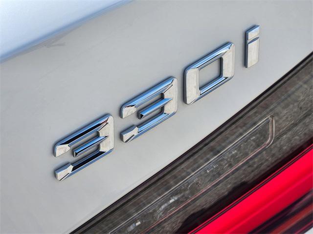 Photo of 2025 White BMW 330