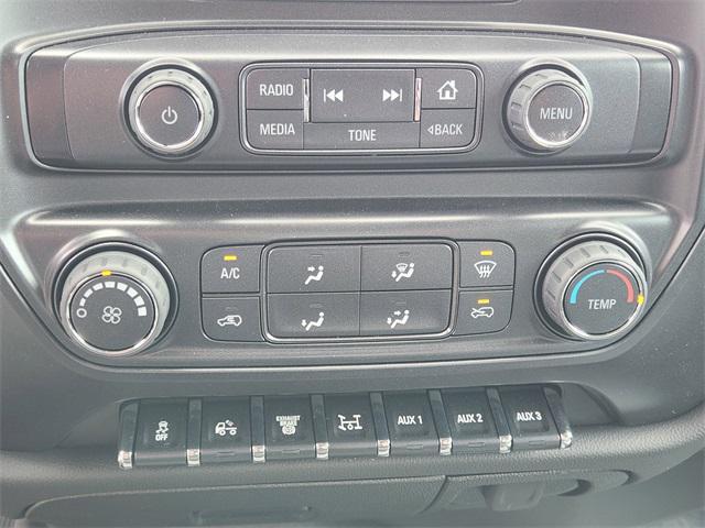 Photo of 2024 Summit White Chevrolet Silverado 1500