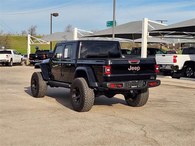 Photo of 2020 Black Clearcoat Jeep Gladiator