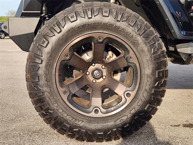 Photo of 2020 Black Clearcoat Jeep Gladiator
