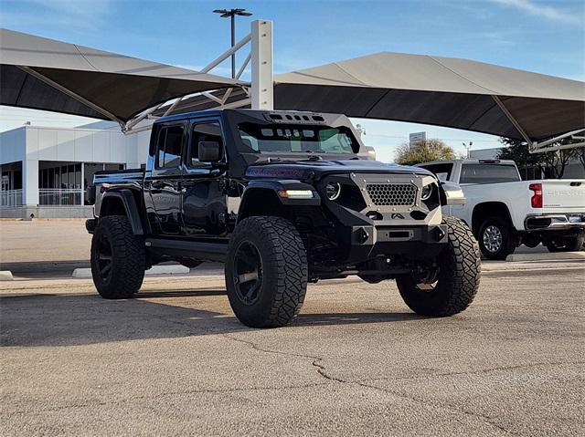 Photo of 2020 Black Clearcoat Jeep Gladiator