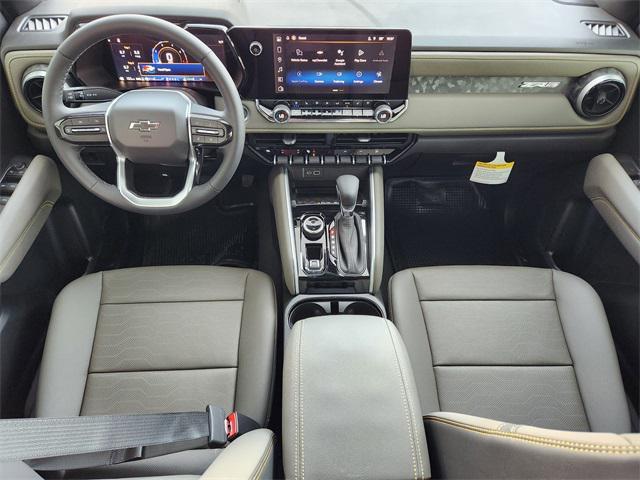 Photo of 2026 Summit White Chevrolet Colorado