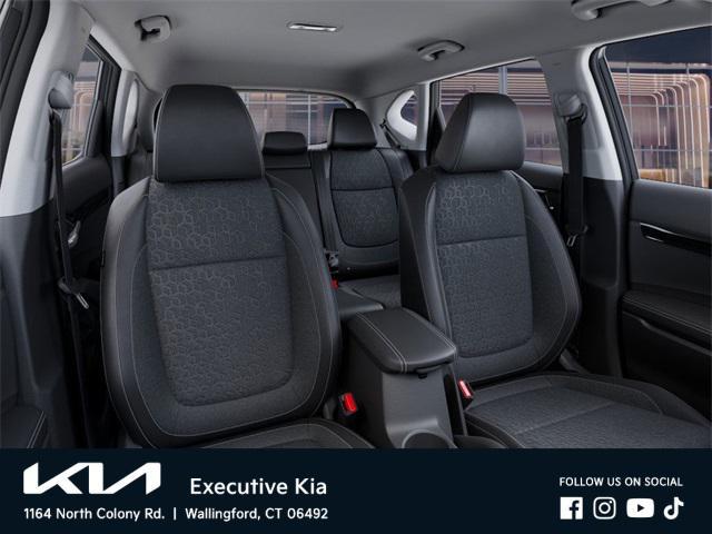 Photo of 2025 Clear White/Black Roof Kia Seltos