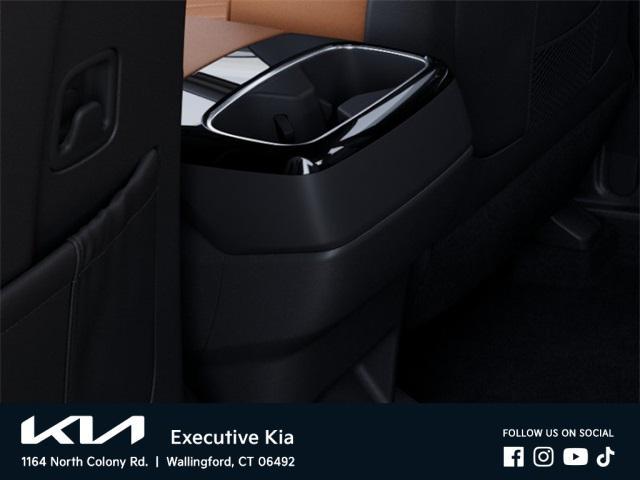 Photo of 2025 Ebony Black Kia Telluride