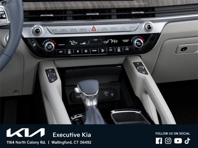 Photo of 2025 Glacial White Pearl Kia Telluride