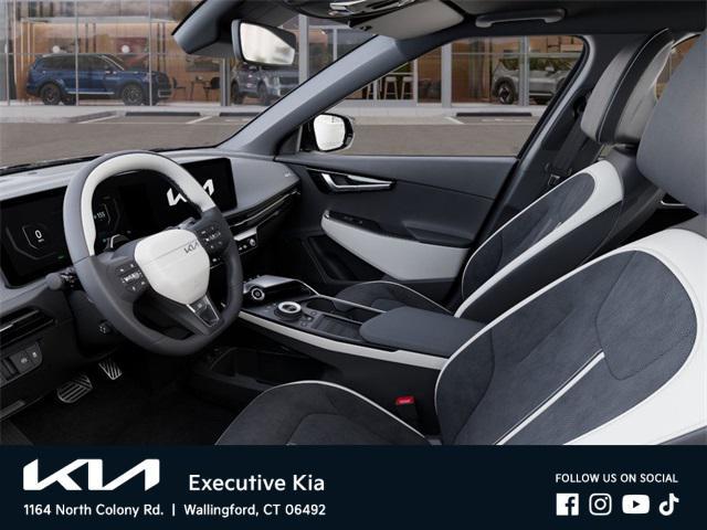 Photo of 2025 Ebony Black Kia EV6