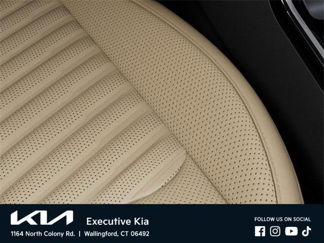 Photo of 2025 Wolf Gray Kia Sorento