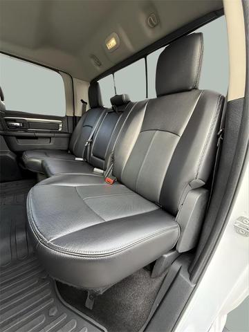 Photo of 2018 Bright White Clearcoat RAM 1500
