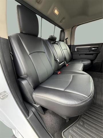 Photo of 2018 Bright White Clearcoat RAM 1500