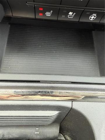 Photo of 2018 Bright White Clearcoat RAM 1500