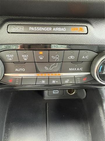 Photo of 2021 Star White Ford Escape