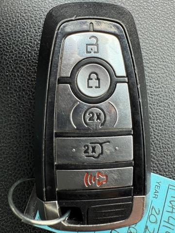 Photo of 2021 Star White Ford Escape