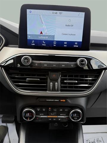 Photo of 2021 Star White Ford Escape