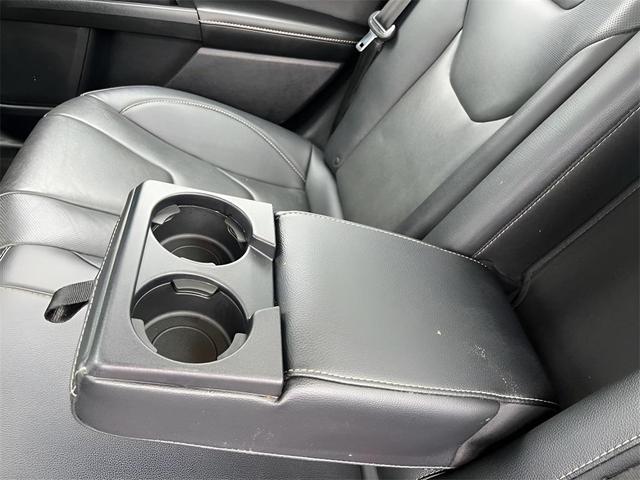 Photo of 2020 Oxford White Ford Fusion Hybrid