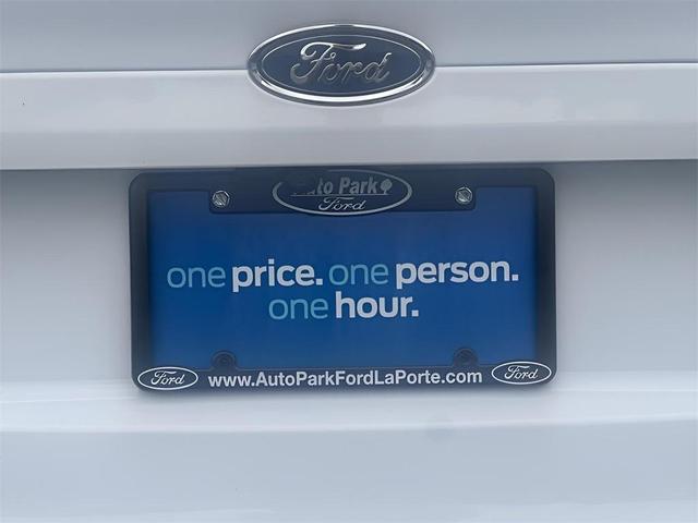 Photo of 2020 Oxford White Ford Fusion Hybrid