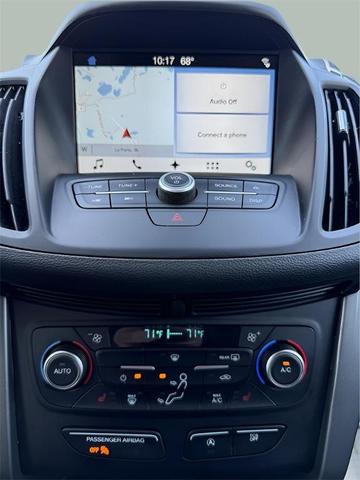 Photo of 2018 Blue Metallic Ford Escape