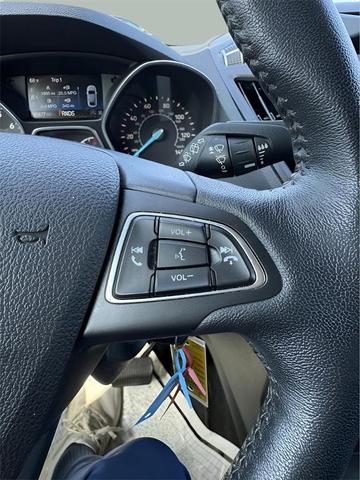 Photo of 2018 Blue Metallic Ford Escape