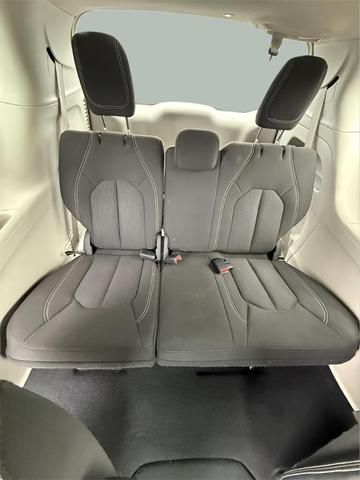 Photo of 2023 Bright White Clearcoat Chrysler Voyager