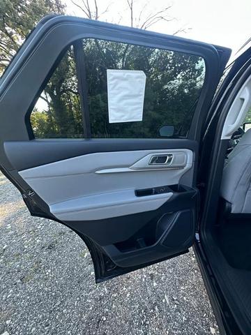 Photo of 2025 Agate Black Metallic Ford Explorer
