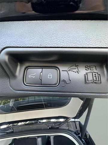 Photo of 2025 Agate Black Metallic Ford Explorer