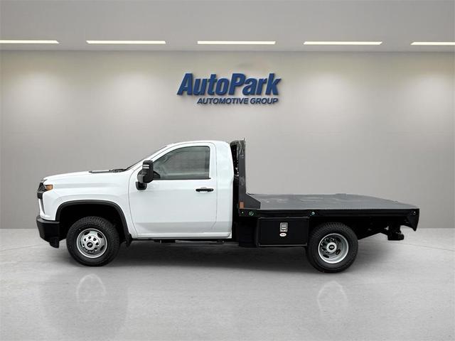 Photo of 2022 Summit White Chevrolet Silverado 3500