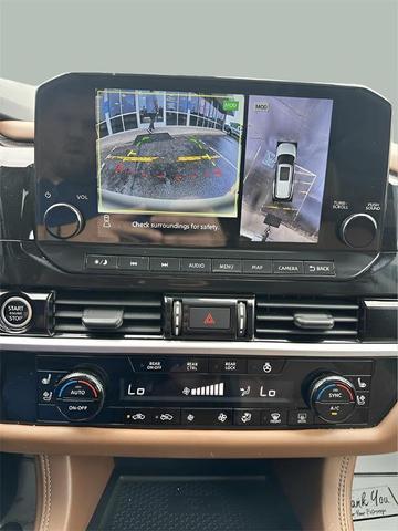 Photo of 2022 Deep Ocean Blue Nissan Pathfinder