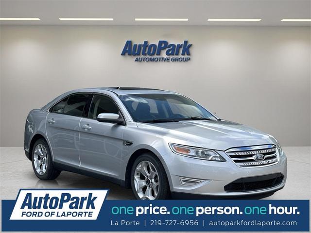 Photo of 2010 Ingot Silver Metallic Ford Taurus