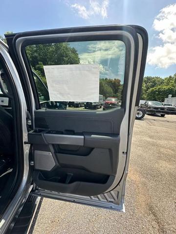 Photo of 2025 Iconic Silver Metallic Ford F-150