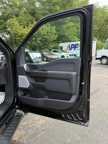 Photo of 2025 Agate Black Metallic Ford F-150