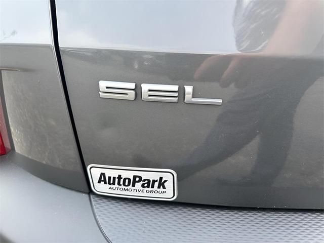 Photo of 2022 Carbonized Gray Metallic Ford Escape