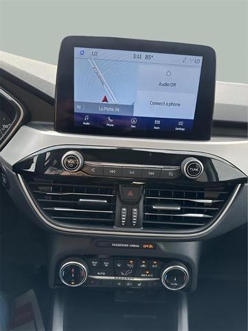 Photo of 2022 Carbonized Gray Metallic Ford Escape