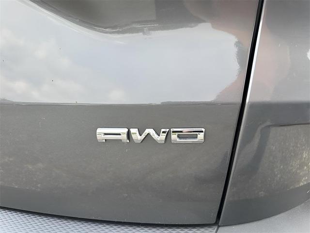 Photo of 2022 Carbonized Gray Metallic Ford Escape