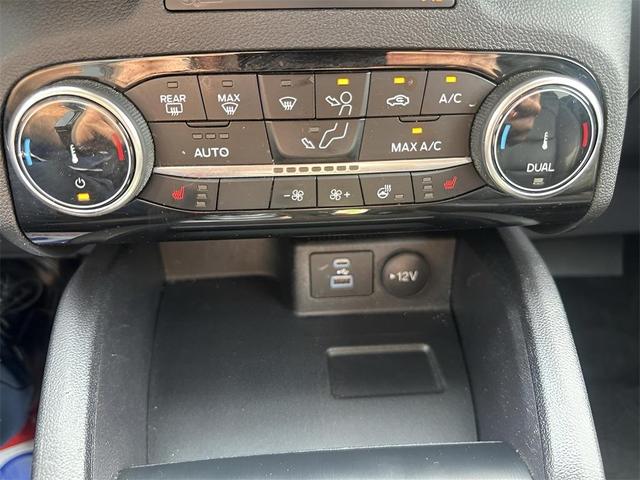 Photo of 2022 Carbonized Gray Metallic Ford Escape