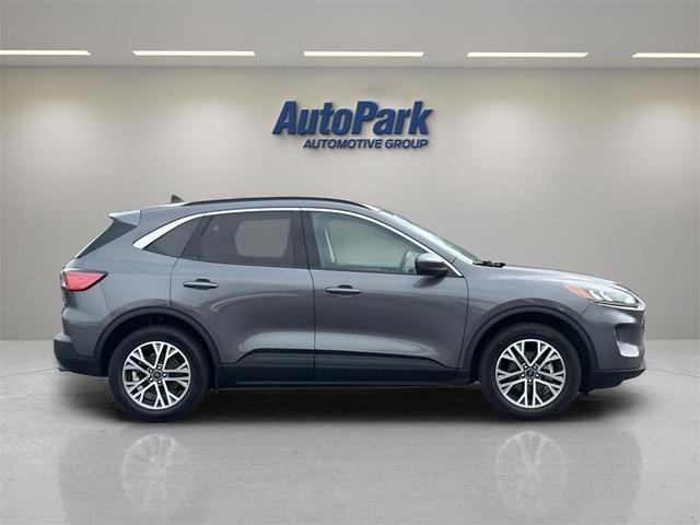Photo of 2022 Carbonized Gray Metallic Ford Escape