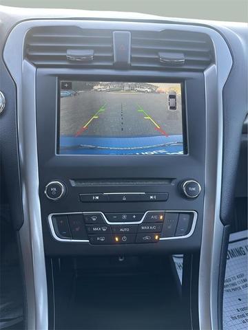 Photo of 2017 Lightning Blue Ford Fusion