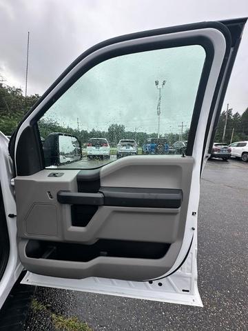 Photo of 2018 Oxford White Ford F-150