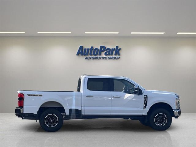 Photo of 2023 Oxford White Ford F-250