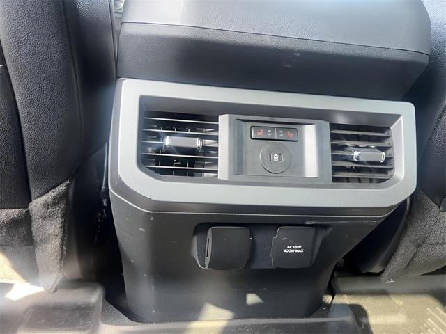 Photo of 2023 Oxford White Ford F-250
