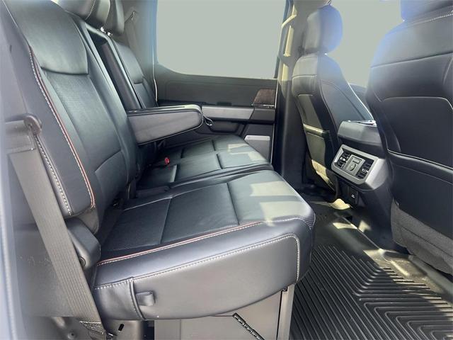 Photo of 2023 Oxford White Ford F-250