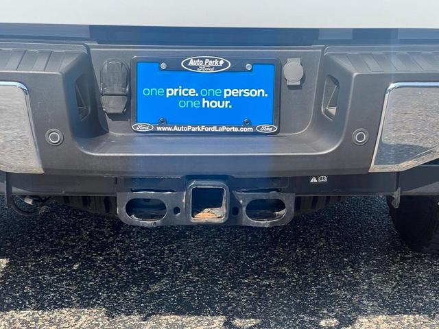 Photo of 2023 Oxford White Ford F-250