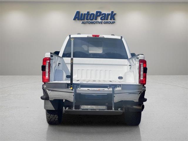 Photo of 2023 Oxford White Ford F-250